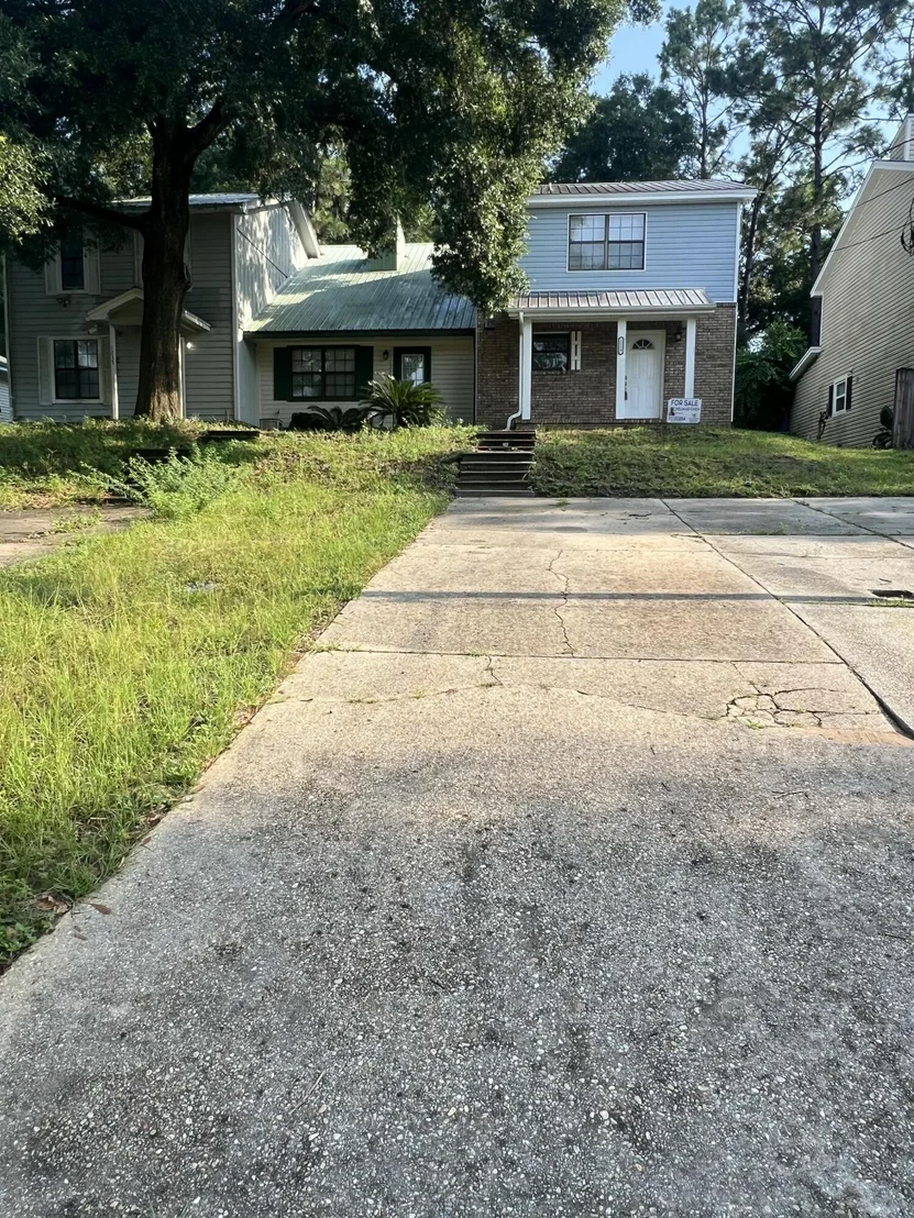 Photo of 1219 Walter Avenue