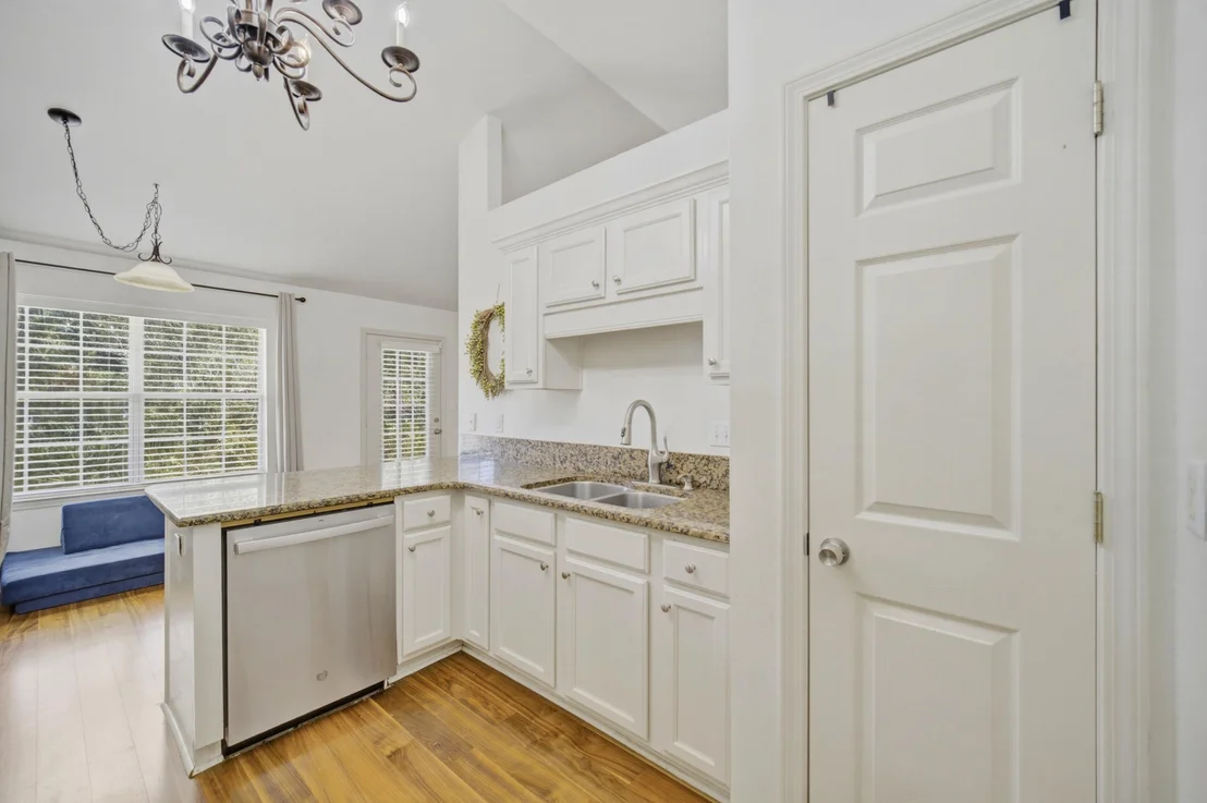 Photo of 346 Louise Circle