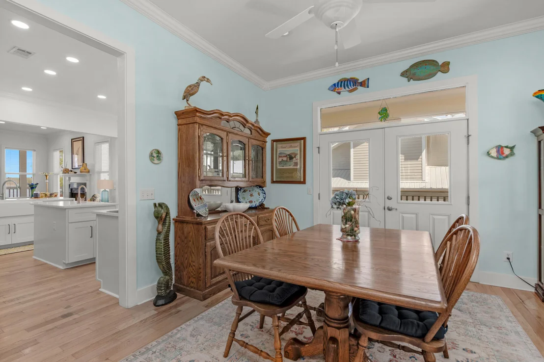 Photo of 1422 Lagrange Road