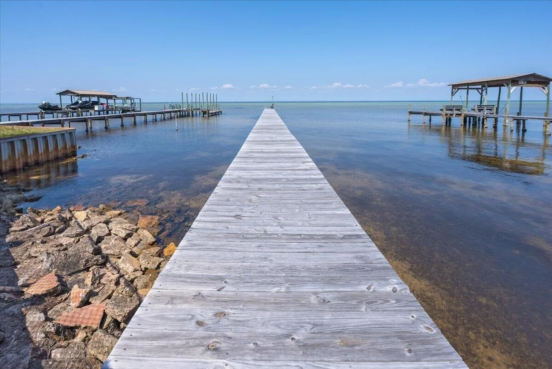 Photo of 627 Bayshore Drive