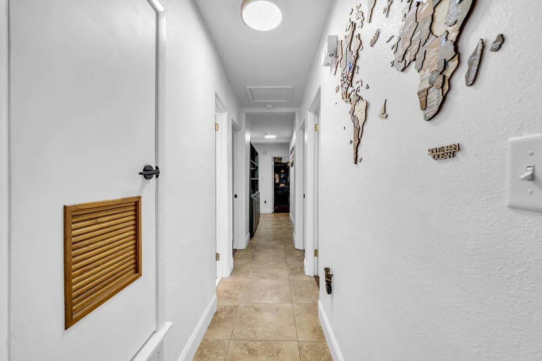 Photo of 59 NE Oregon Drive