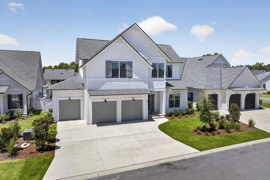 Photo of 357 W Firethorn Circle