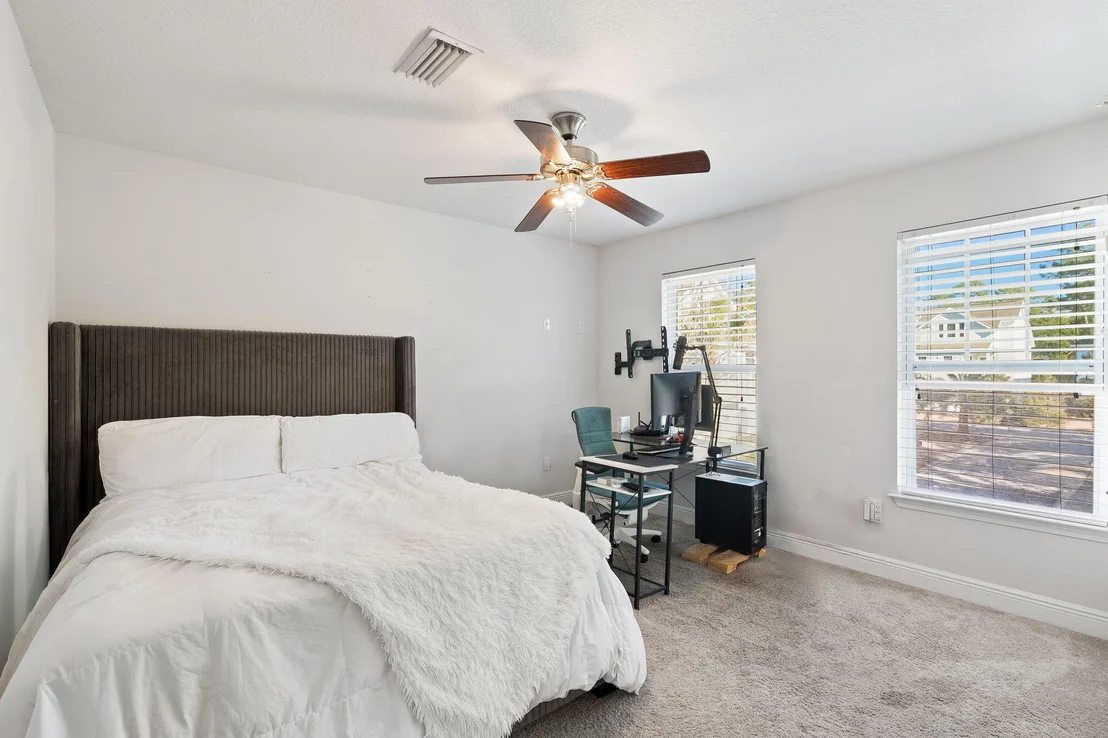 Photo of 76 Sandpine Loop