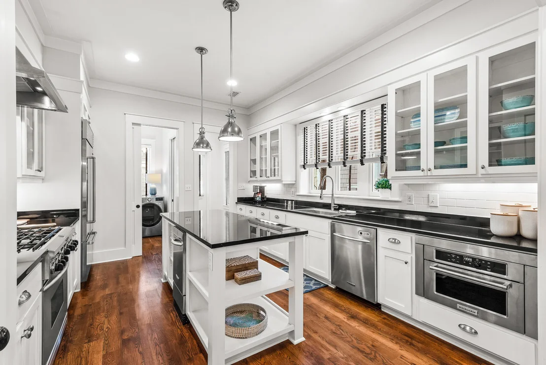 Photo of 30 N Shingle Lane