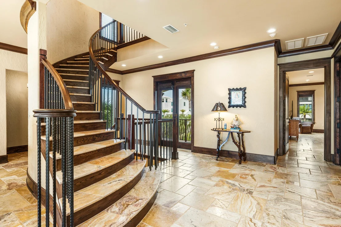 Photo of 107 Elysee Court