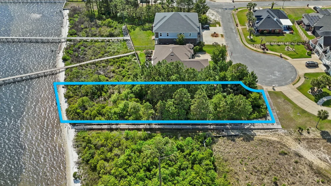 Photo of 7475 Soundshore Drive