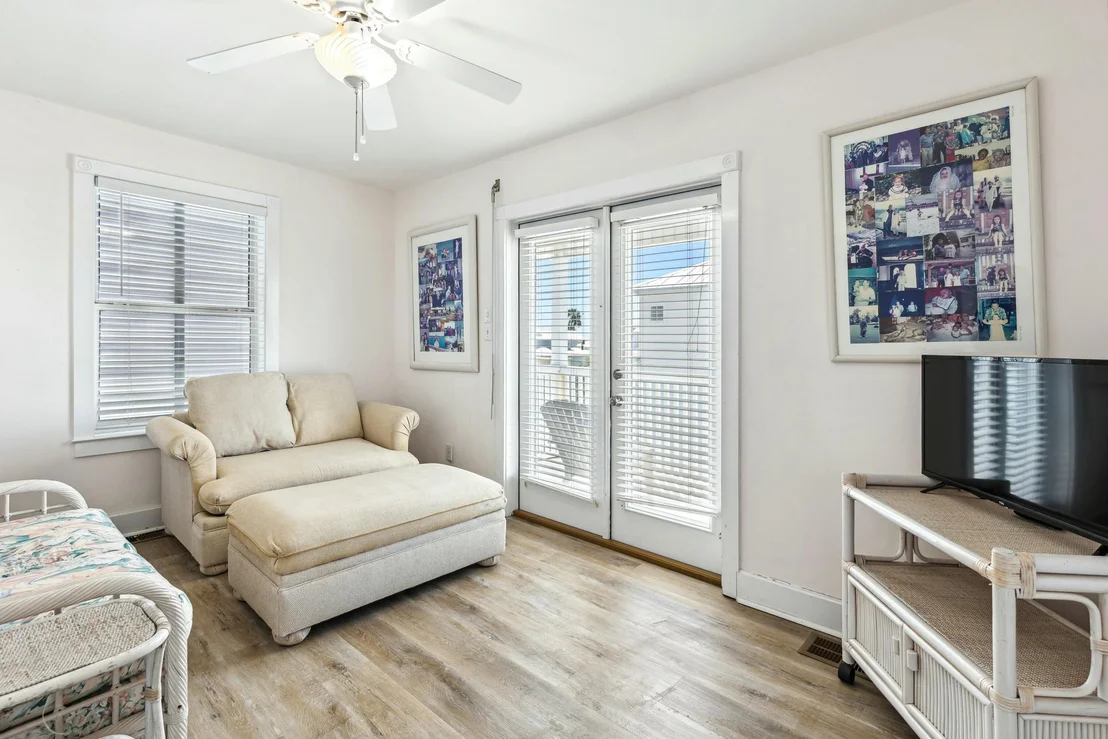 Photo of 4473 Ocean View Drive