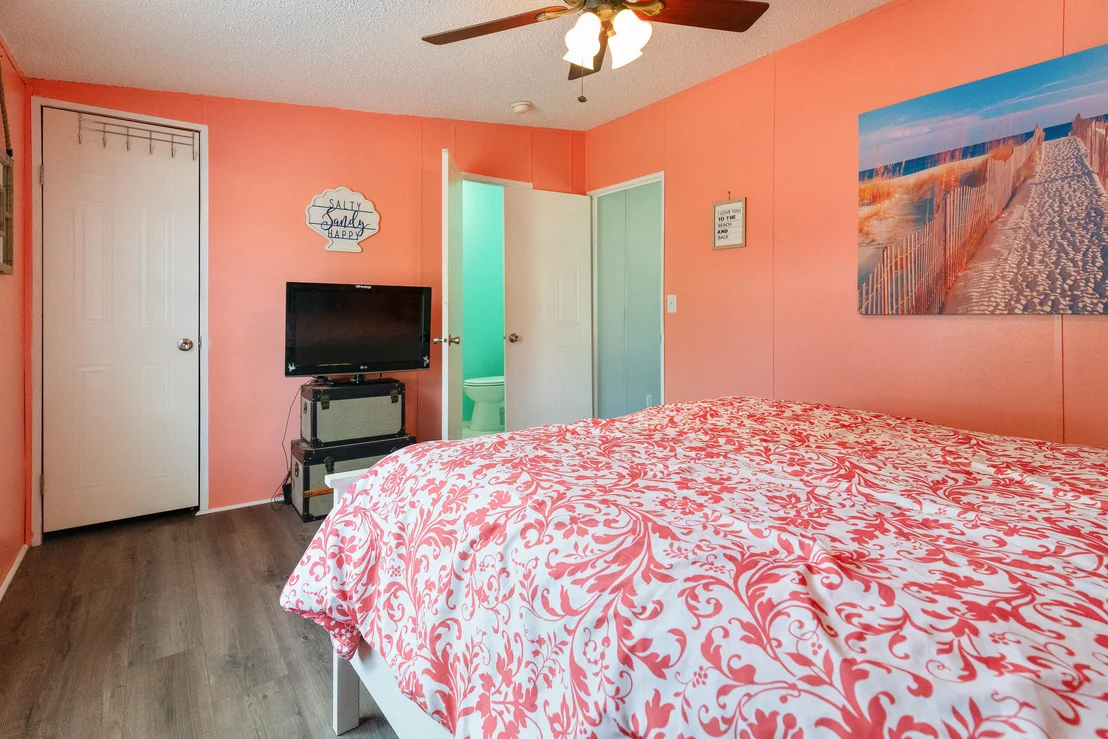 Photo of 1032 Whitehead Drive