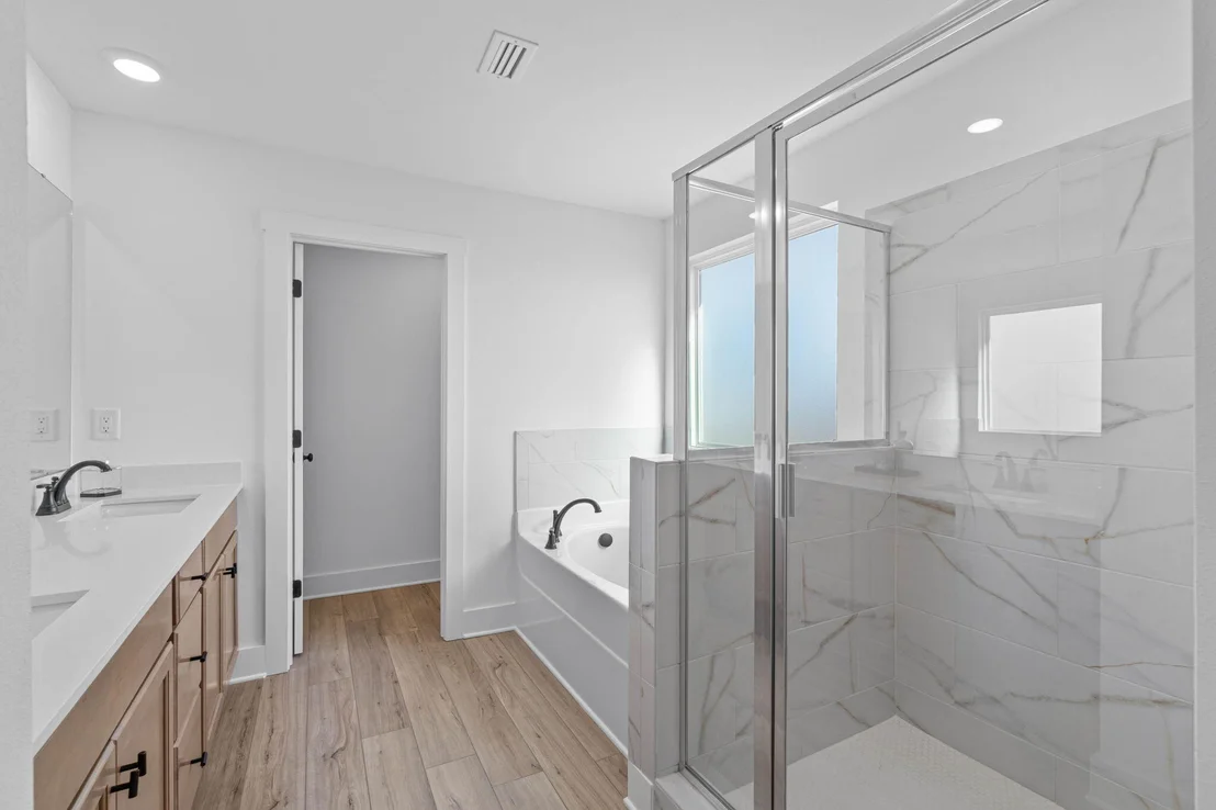 Photo of 87 Arrowwood Boulevard