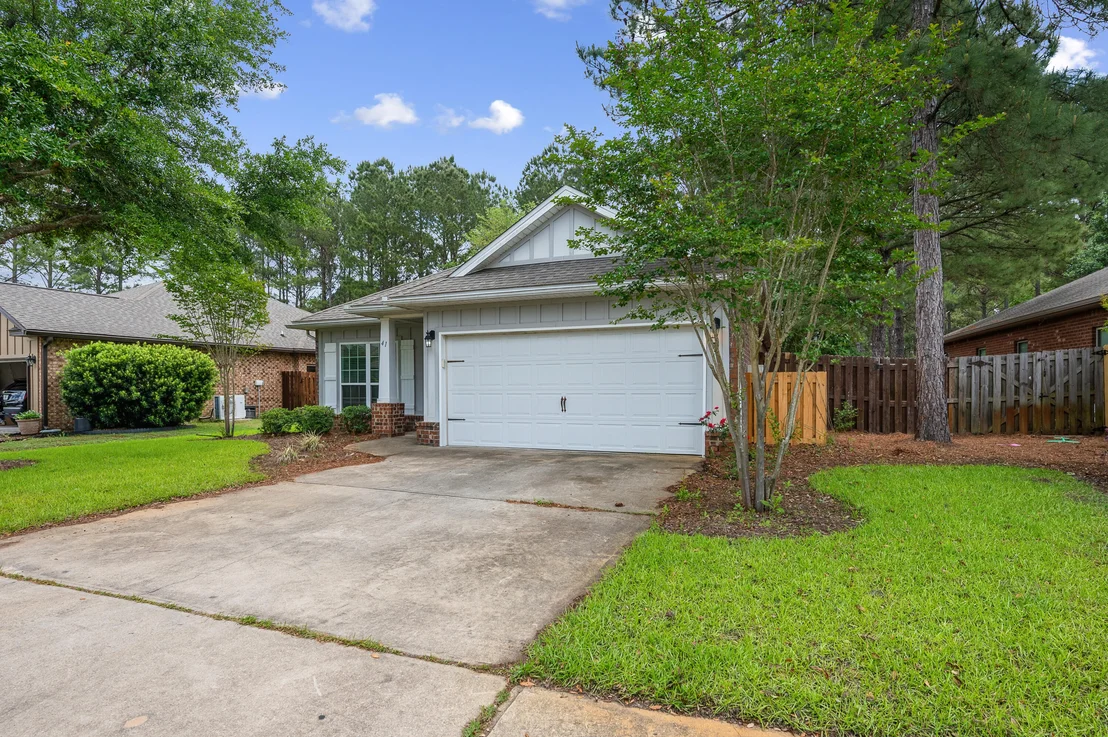 Photo of 41 Dickens Drive