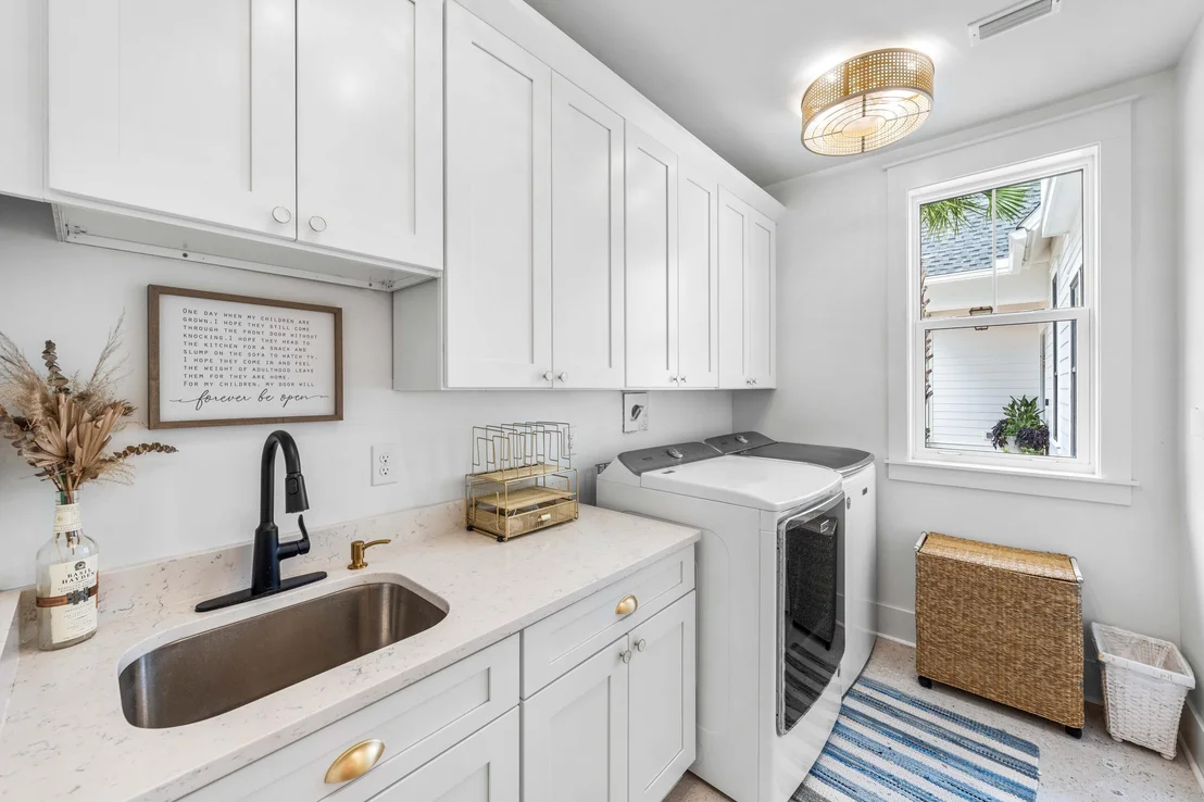 Photo of 489 Hideaway Circle