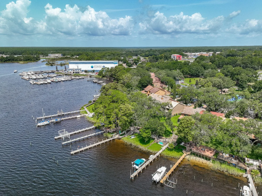 Photo of 204 Regatta Drive