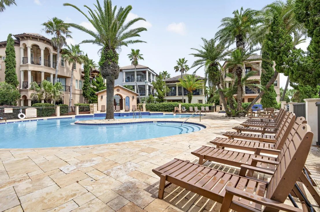 Photo of 212 Rue St Tropez