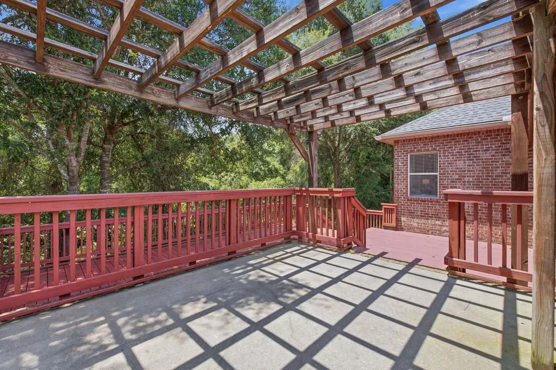 Photo of 143 Crab Apple Avenue
