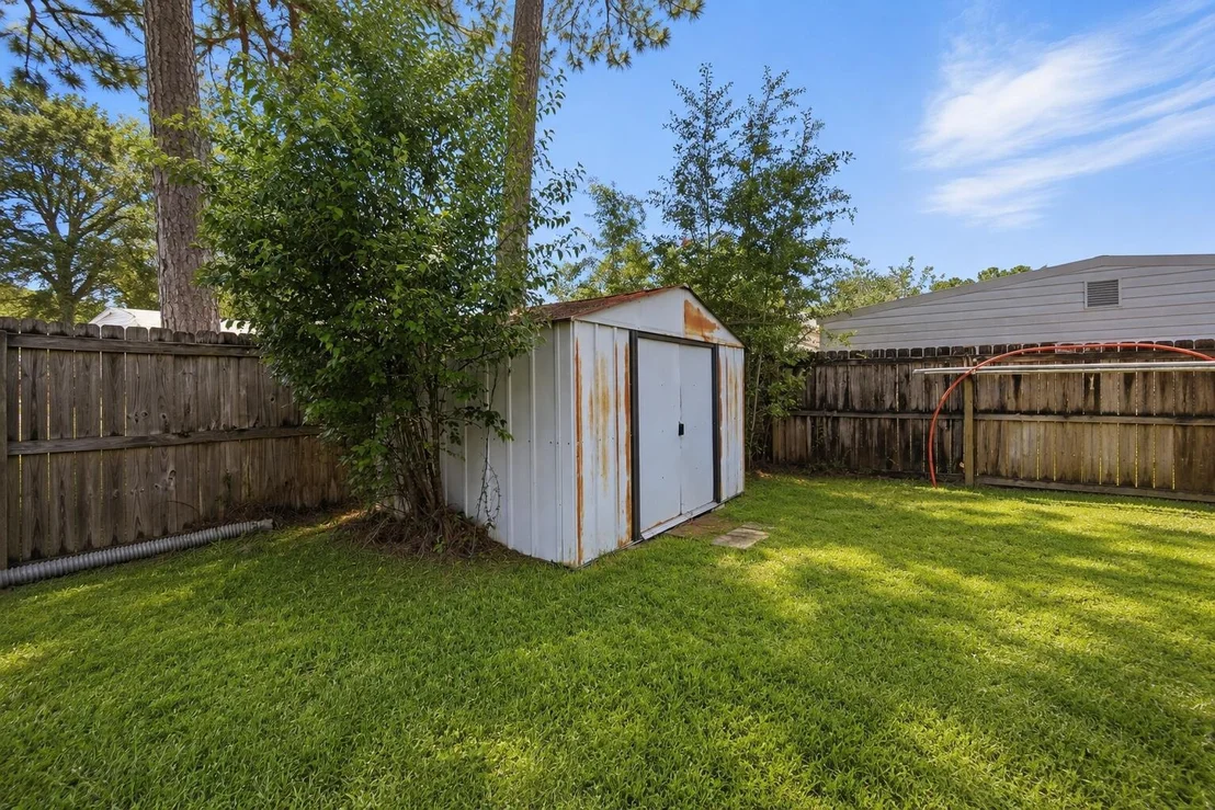 Photo of 5925 Wind Trace Road