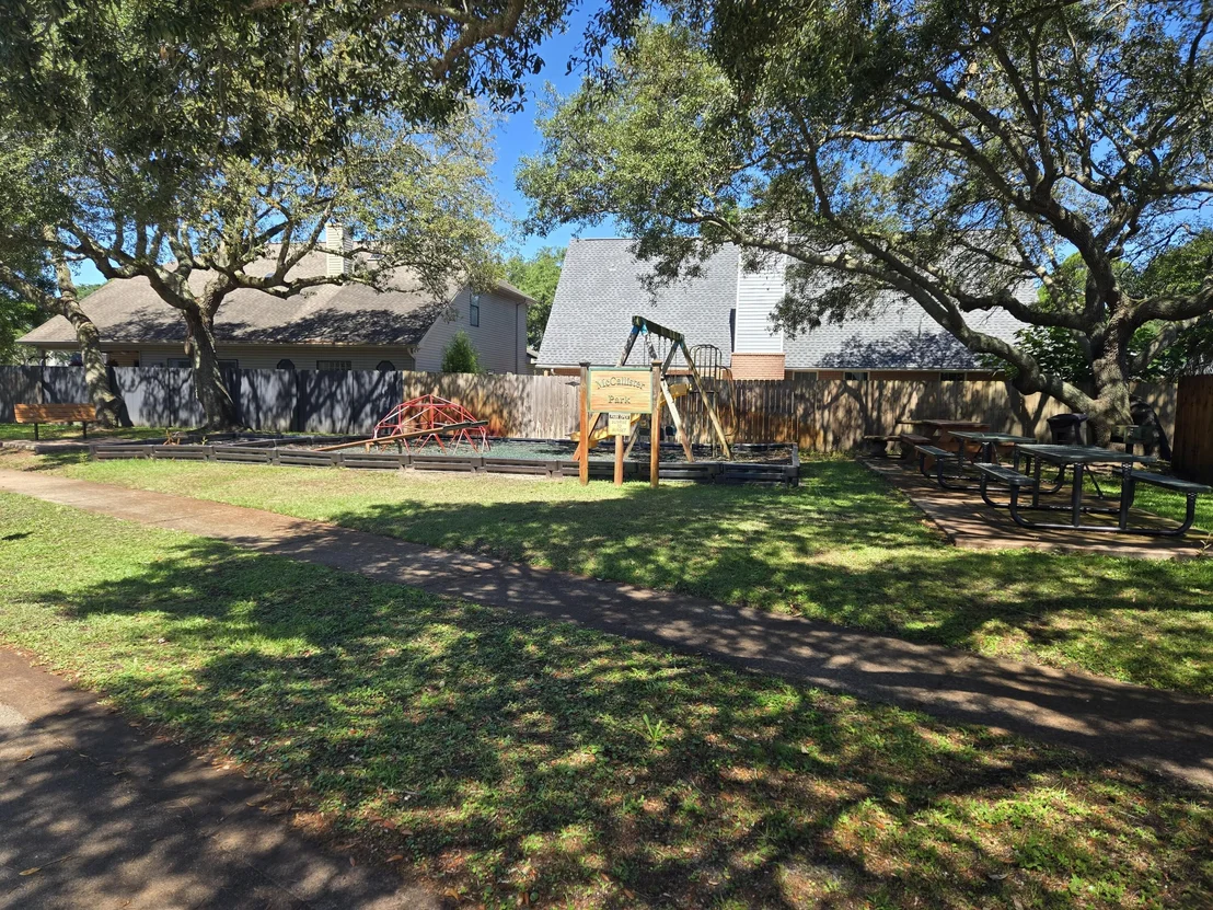 Photo of 855 Mande Court