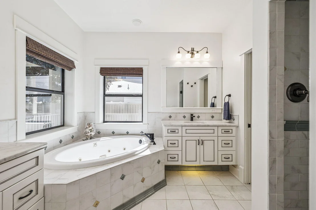 Photo of 76 Crescent Road