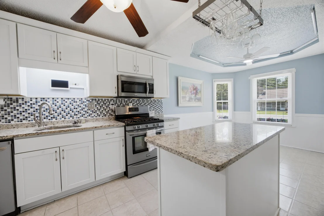 Photo of 220 W Walker Circle