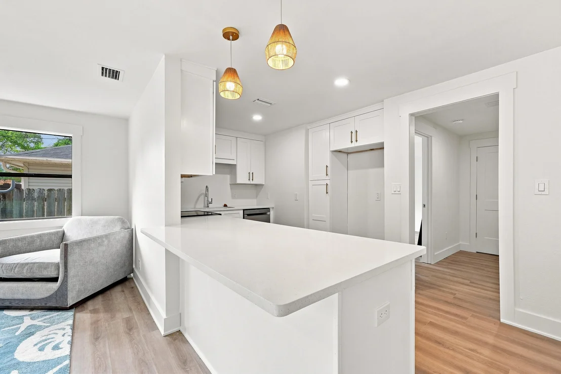 Photo of 1215 S Cedar Avenue