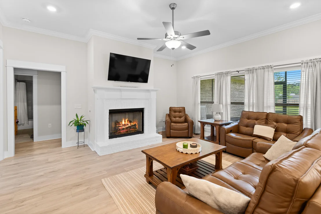 Photo of 6297 Howie Way