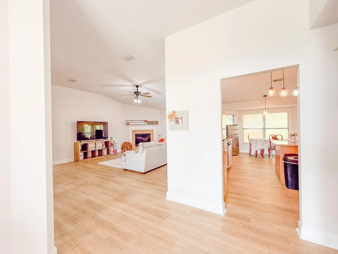 Photo of 6214 Flash Lane