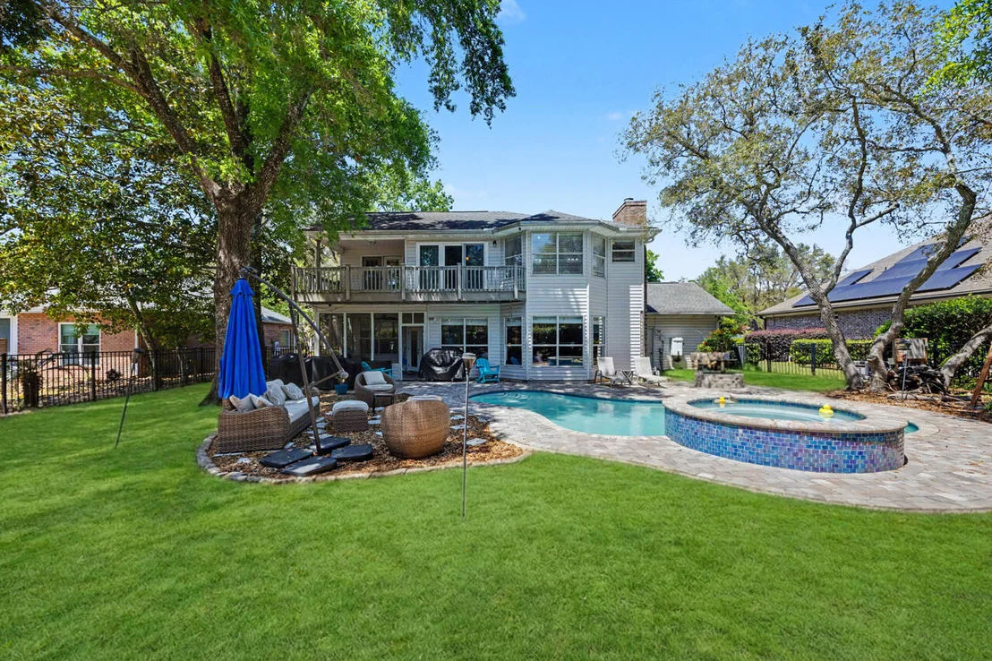 Photo of 4412 Windrush Drive