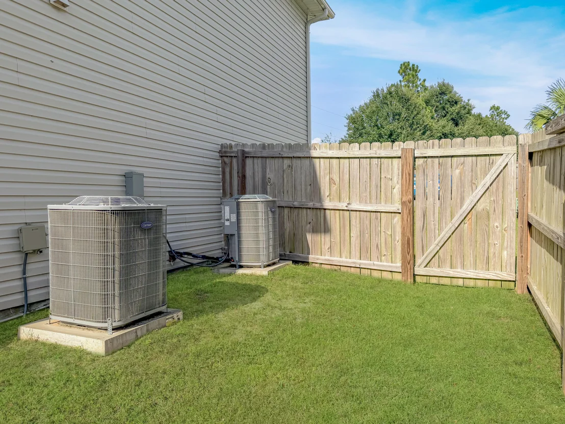 Photo of 4882 Kensington Lane