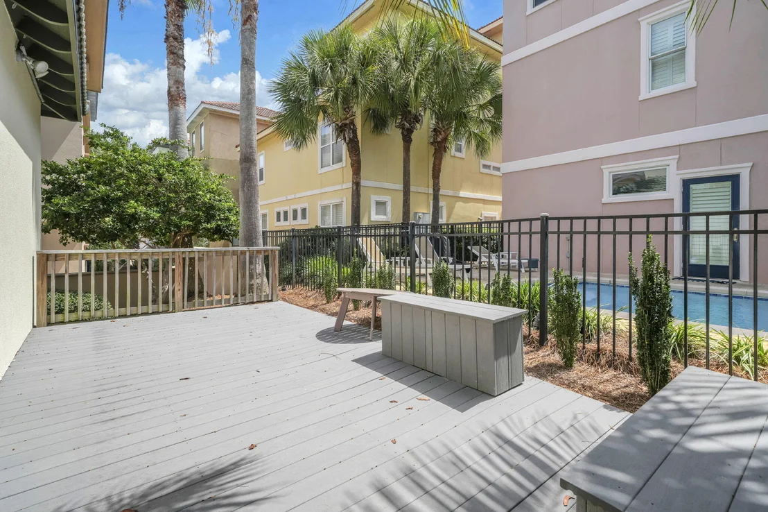 Photo of 28 Varazze Cay