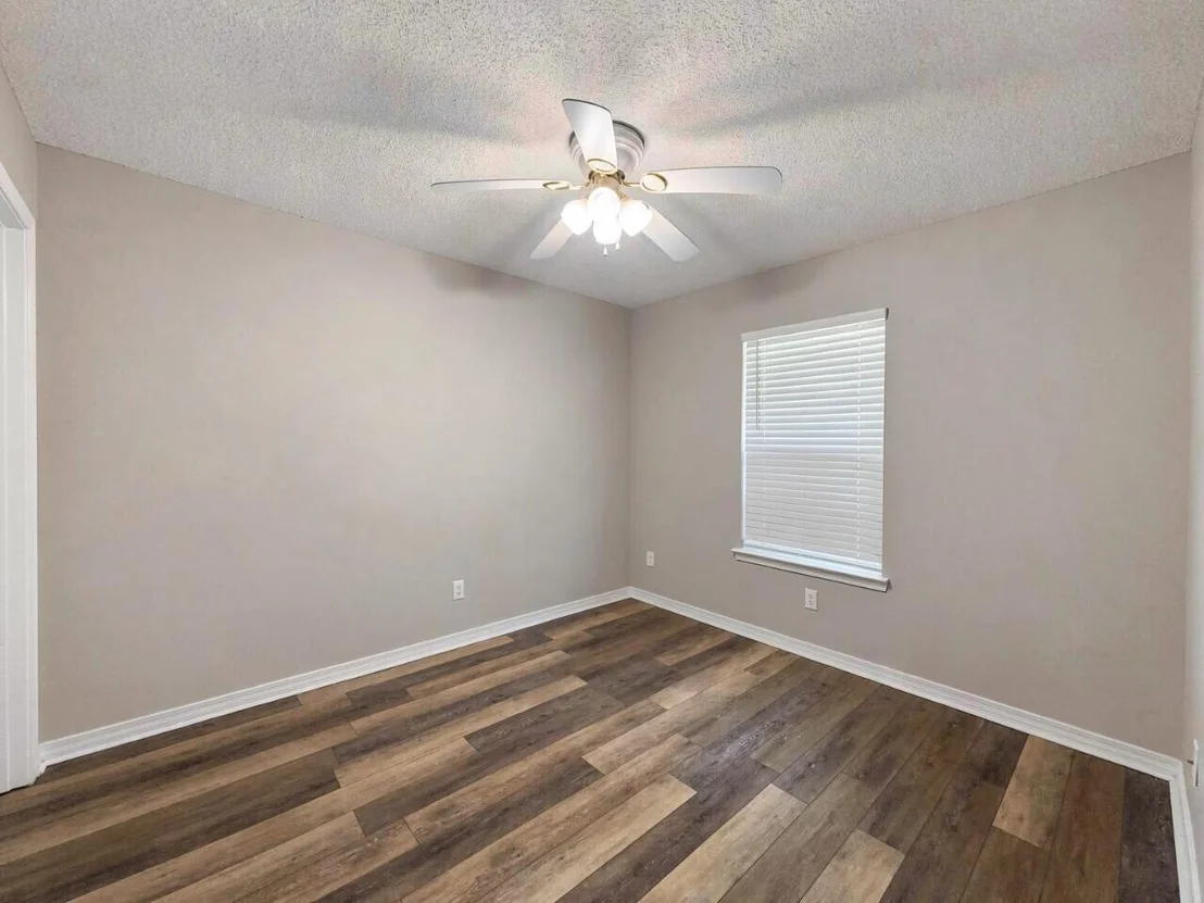 Photo of 697 Ferguson Drive
