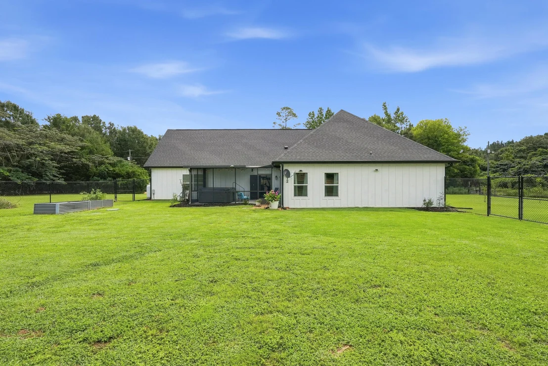 Photo of 5325 Red Clover Lane
