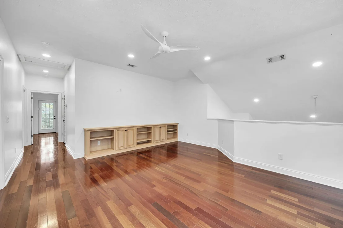 Photo of 31 Seabreeze Place