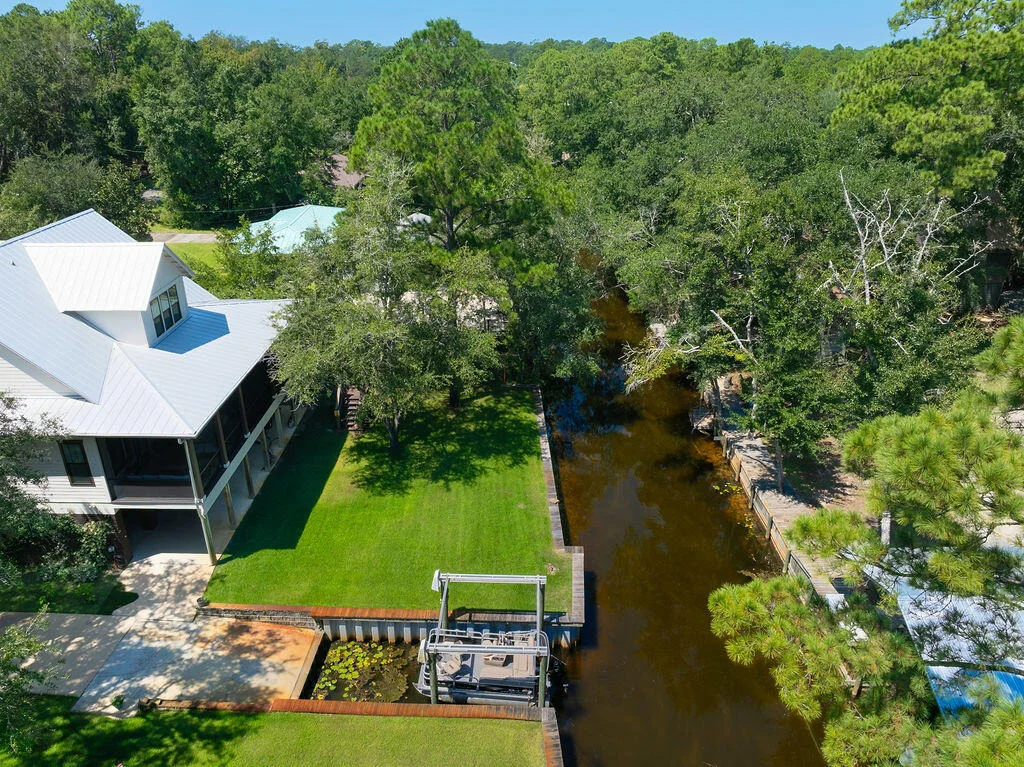 Photo of 400 Pitts Bayshore Drive