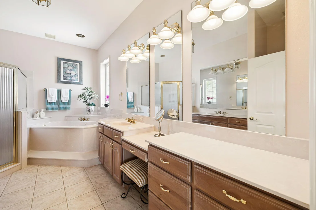 Photo of 111 Snowdrift Road