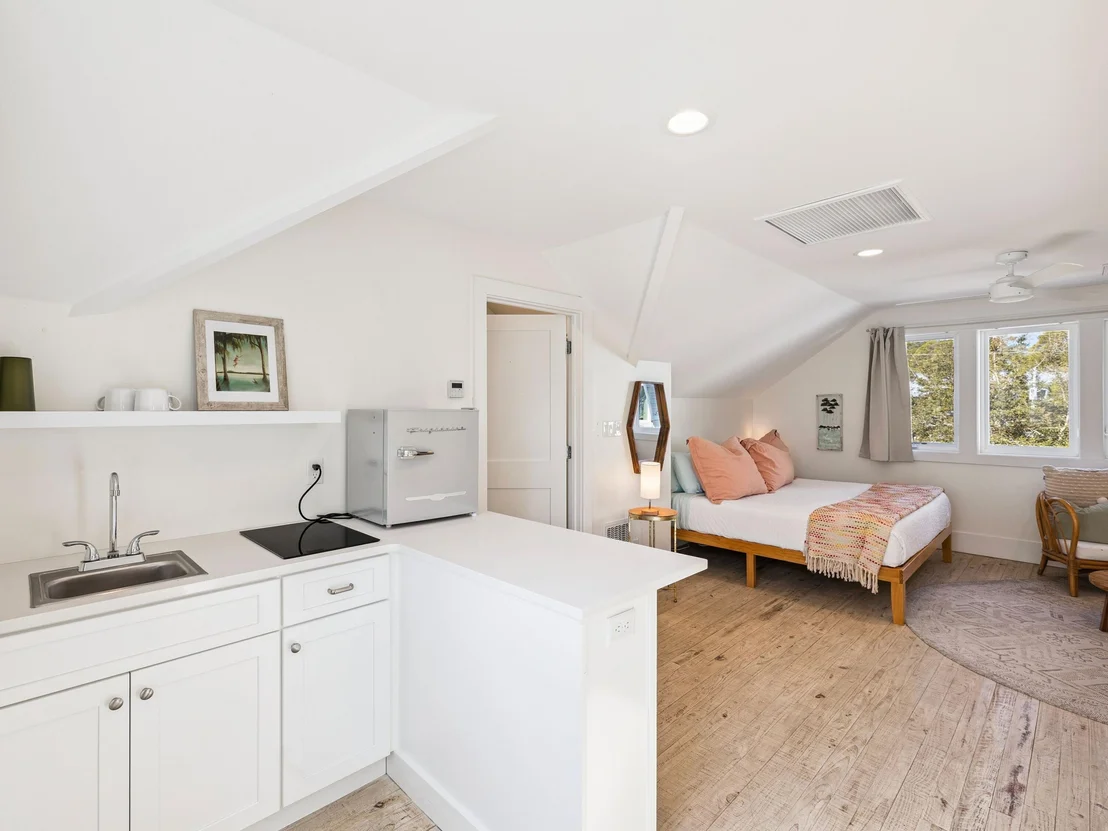 Photo of 43 Suzanne Drive