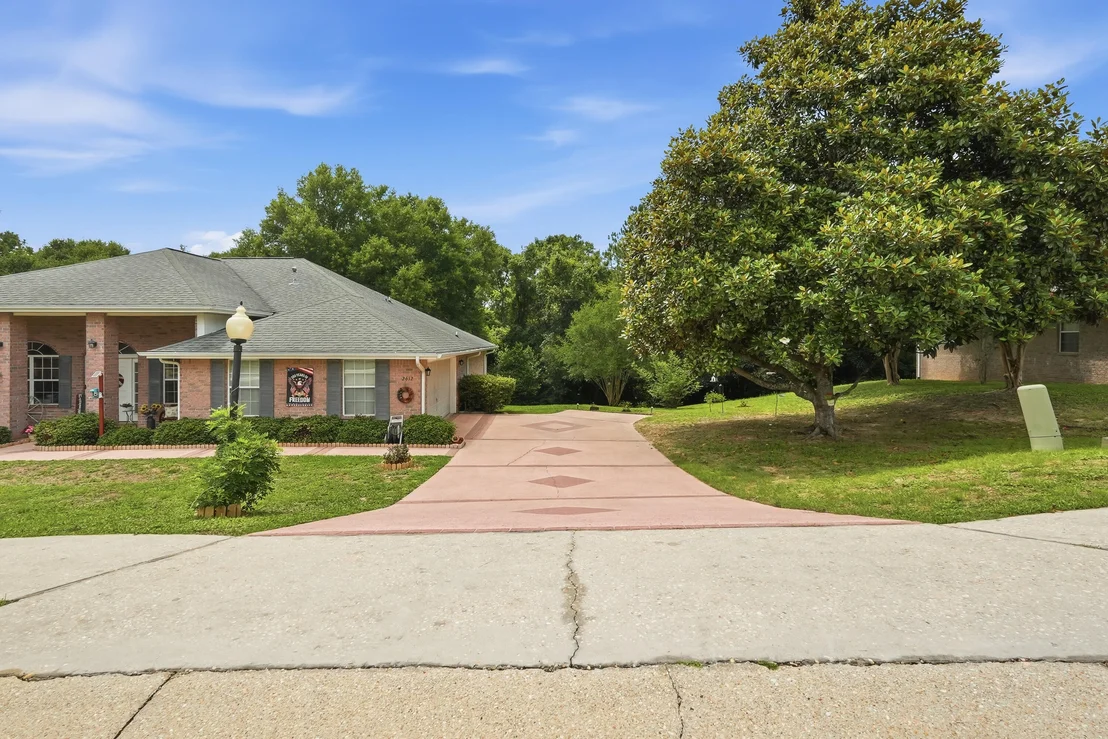 Photo of 2612 Paddock Circle