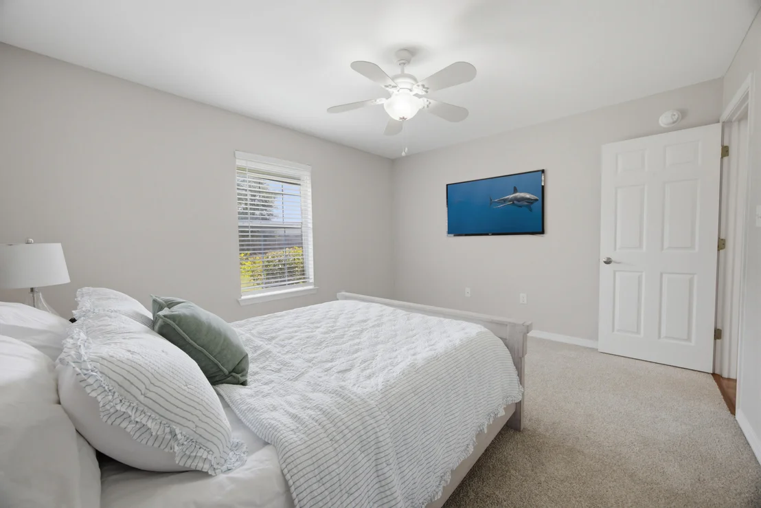 Photo of 2176 Bromly Drive