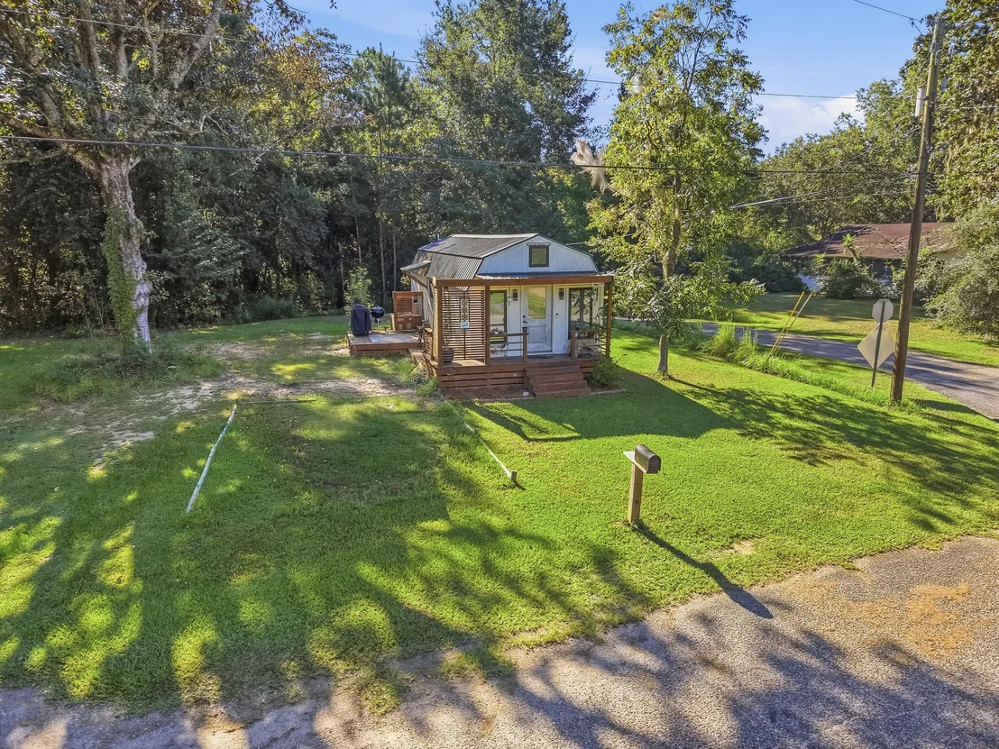 Photo of 348 Eucalyptus Avenue