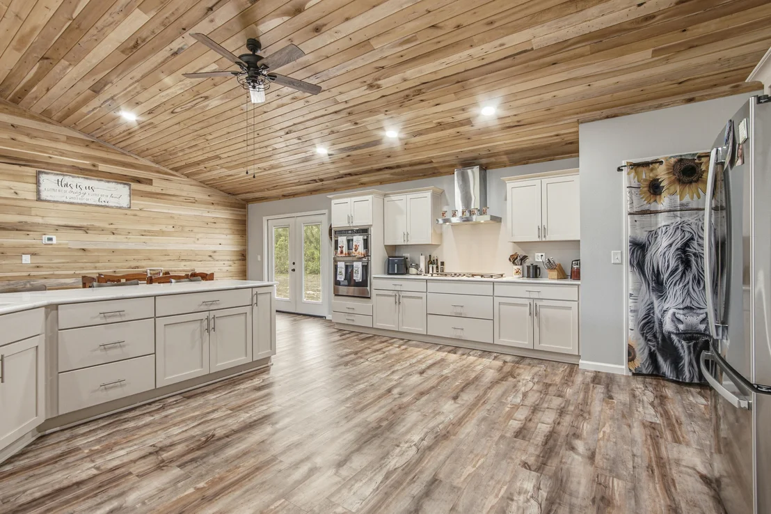 Photo of 7514 Laird Road
