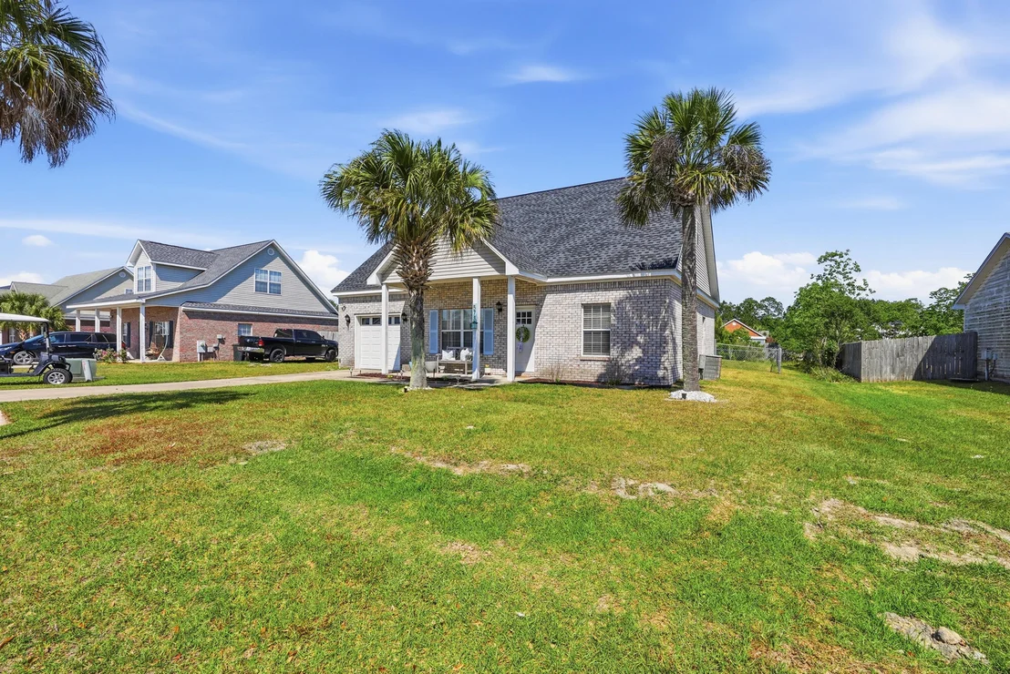 Photo of 573 Tropical Way