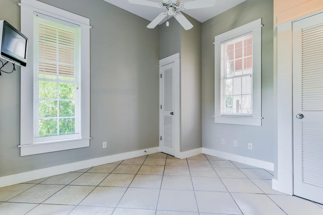 Photo of 100 Rue Martine