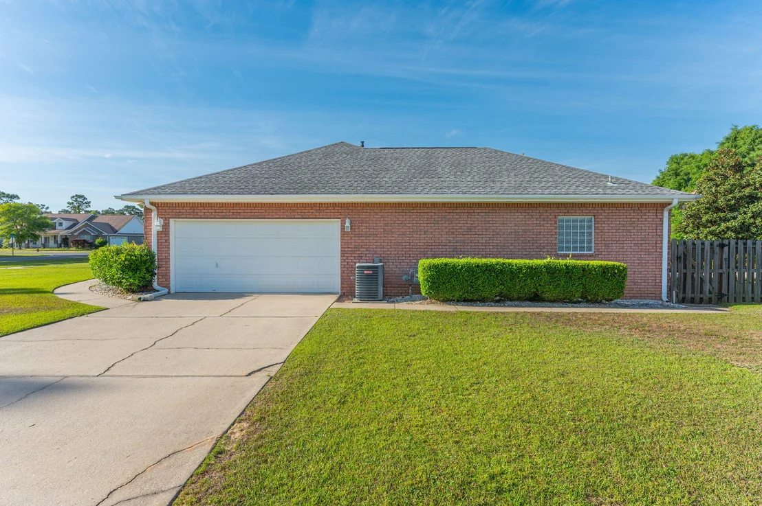 Photo of 5552 Frontier Drive
