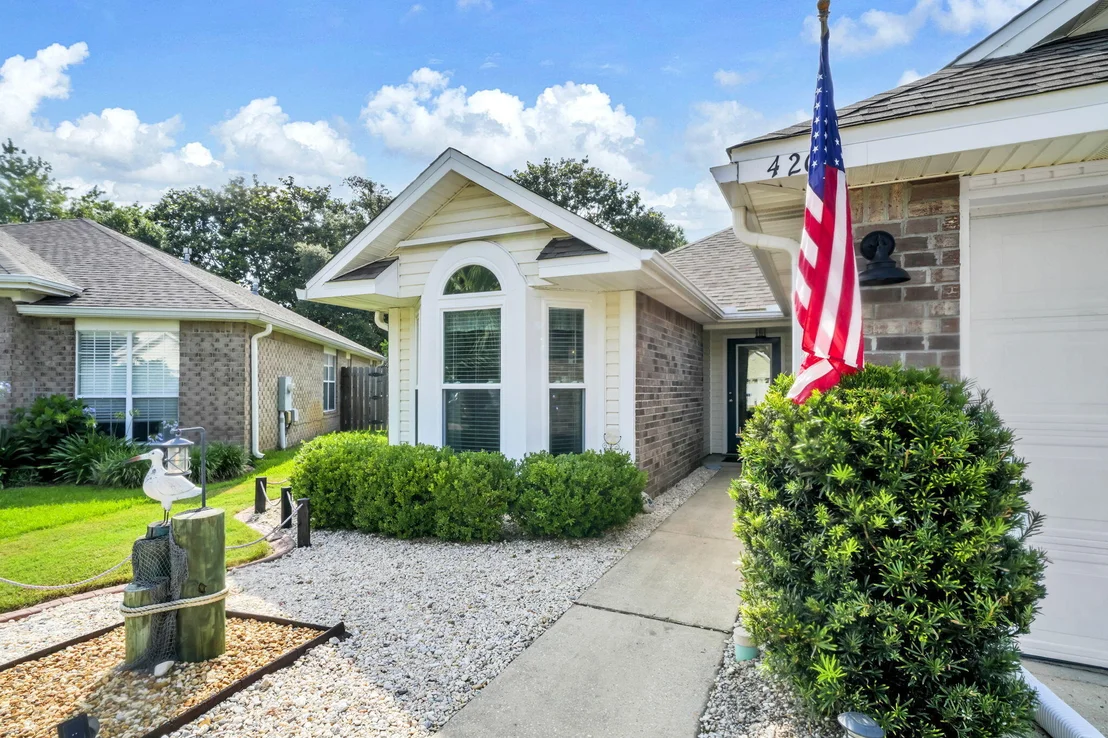 Photo of 4200 Whitetail Circle
