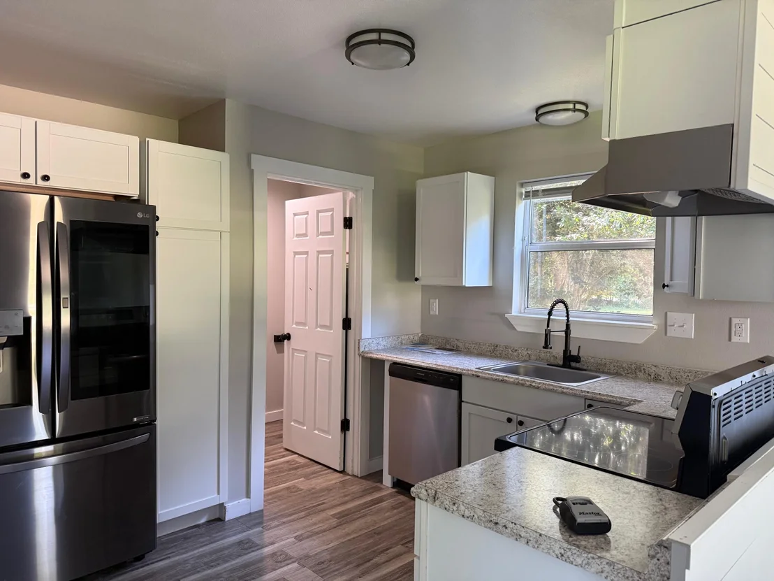 Photo of 5809 Pinecrest Road Road