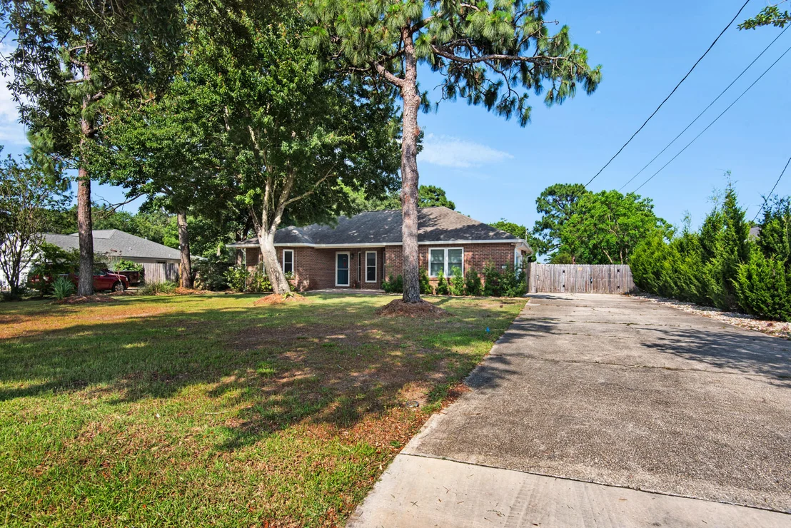 Photo of 1930 Edgewood Drive