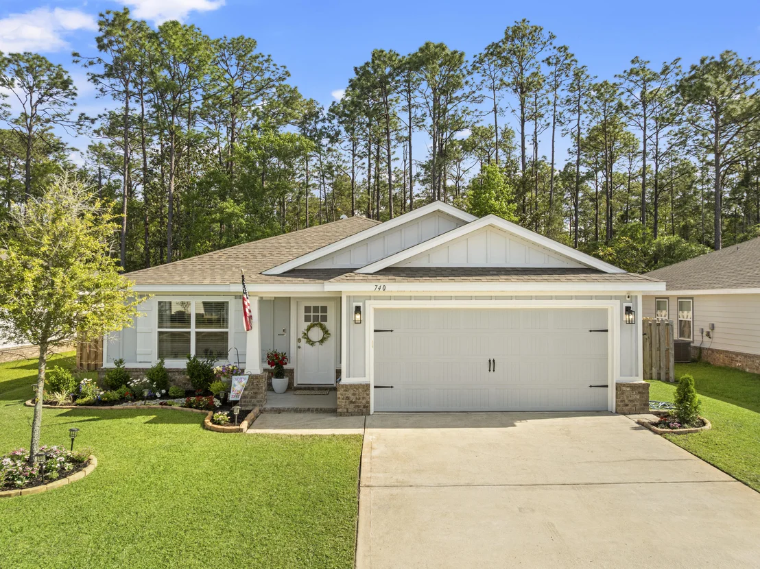 Photo of 740 Riverwalk Circle