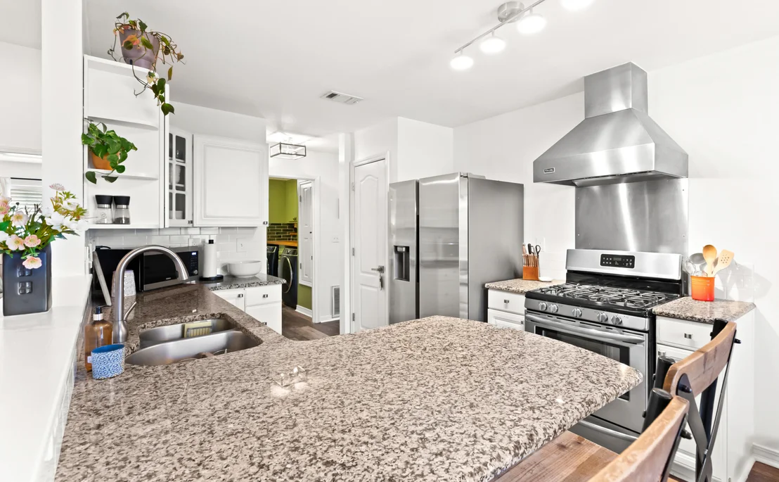 Photo of 380 Sonora Road