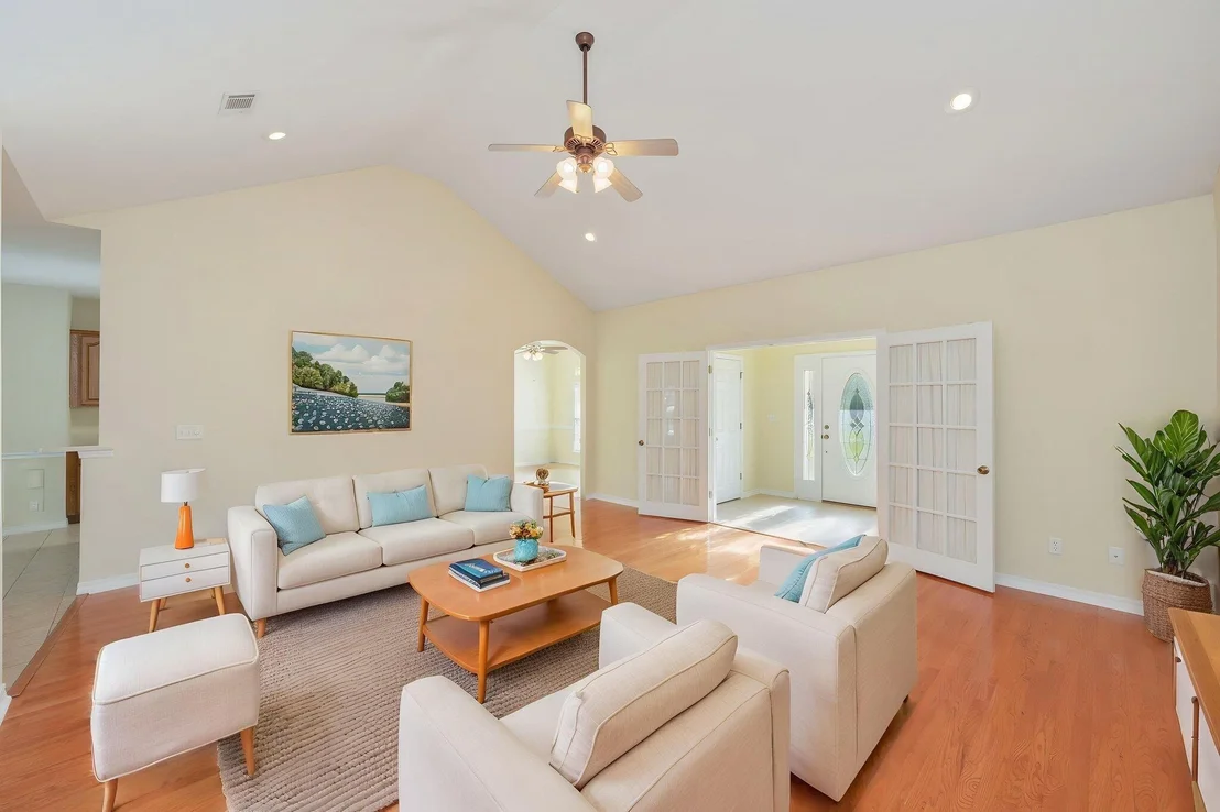 Photo of 5552 Frontier Drive