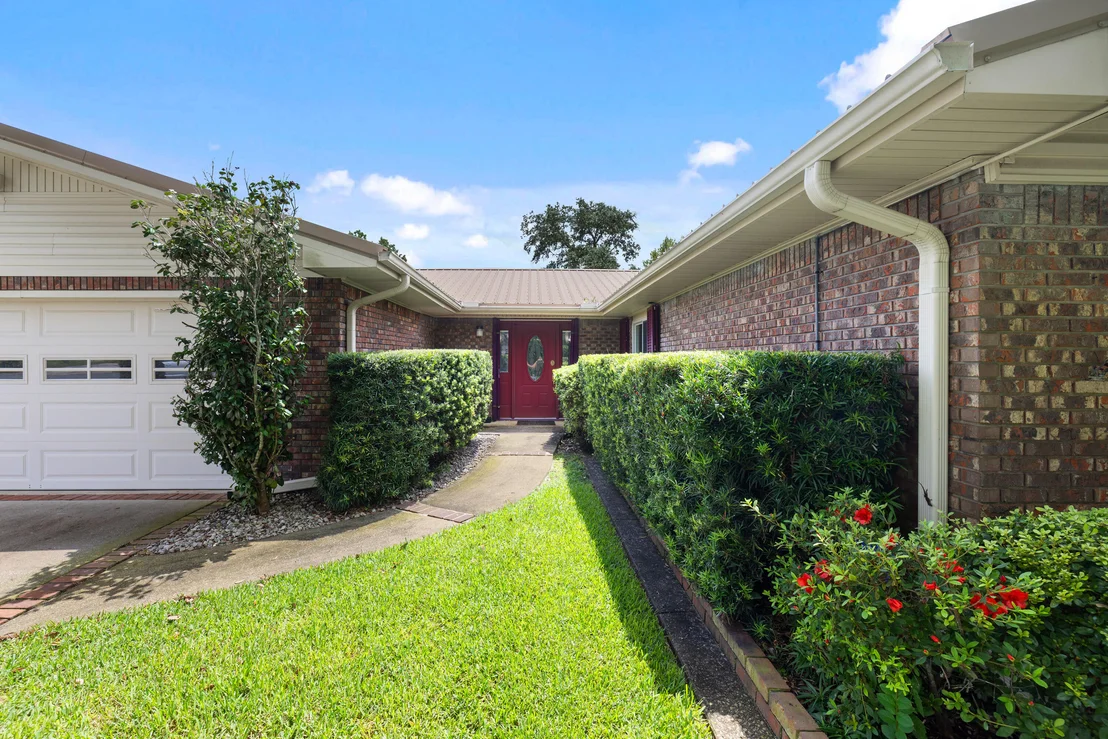 Photo of 21 Pebble Beach Drive