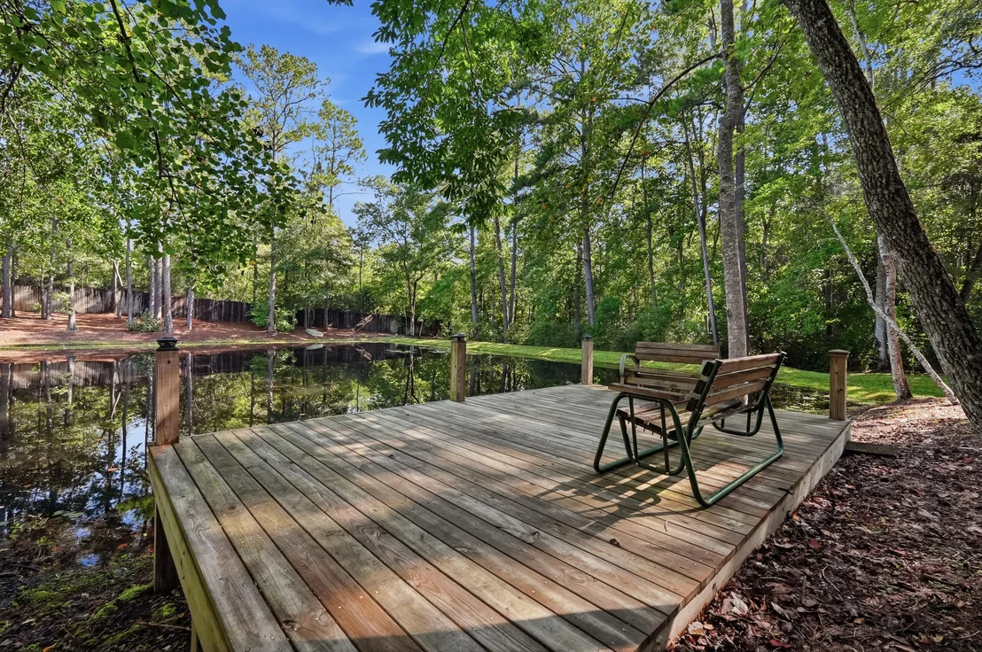 Photo of 5845 White Oak Drive