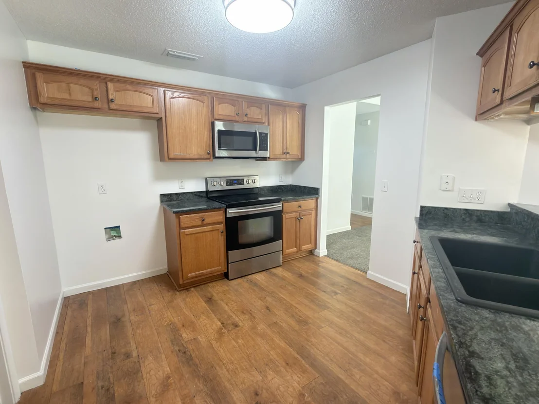 Photo of 5210 Moore Loop